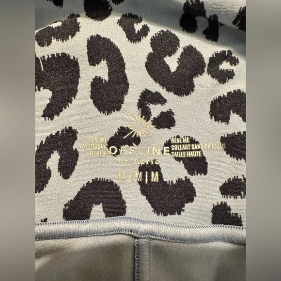 OFFLINE By Aerie Real Me High Waisted Twist Legging, Size Medium in Monaco Blue - Picture 8 of 8